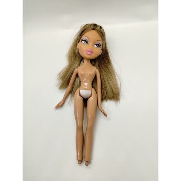 2007 BRATZ Play Sports - Cheerleader Yasmin Doll - MGA - Great Condition - Picture 1 of 6